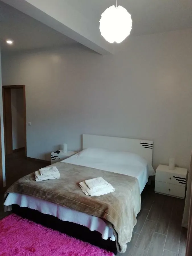 Kontakt z Sweet Home For Holidays