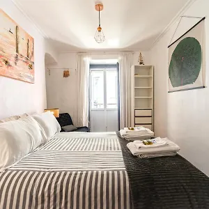 https://bairro-alto-flavour-two.hotels-lisbon-portugal.com